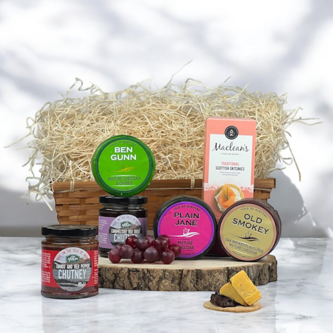 Cheese Gift Selection Box | 3 Cheese Truckle, 2 Chutneys and Crackers