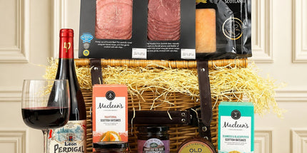 Scottish Feast with Red Wine - Scottish Hampers