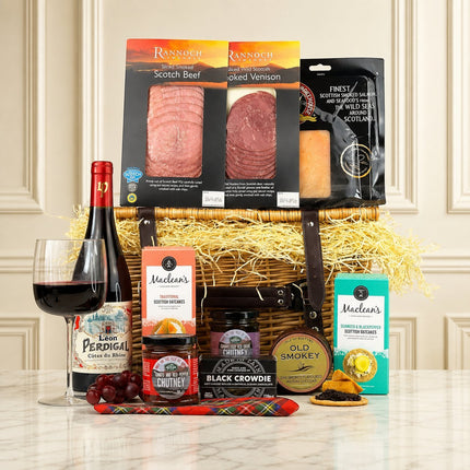 Scottish Feast with Red Wine - Scottish Hampers