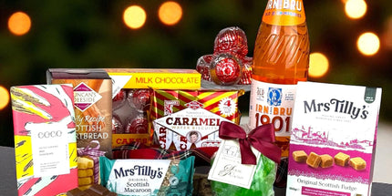 Wee Yin Christmas Treats Box - Scottish Hampers