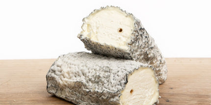 Sainte Maure de Touraine
AOP (Goat's Milk)