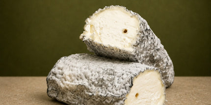 Sainte Maure de Touraine
AOP (Goat's Milk)