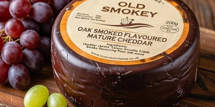 Old Smokey Mature Cheddar Isle of Kintyre - Scottish Hampers