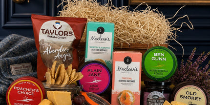 The Cheese, Chutney & Crisp Gift - Scottish Hampers