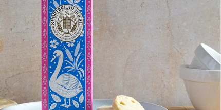 Shortbread House of Edinburgh Earl Grey Tea Shortbread 125g box with shortbread rounds